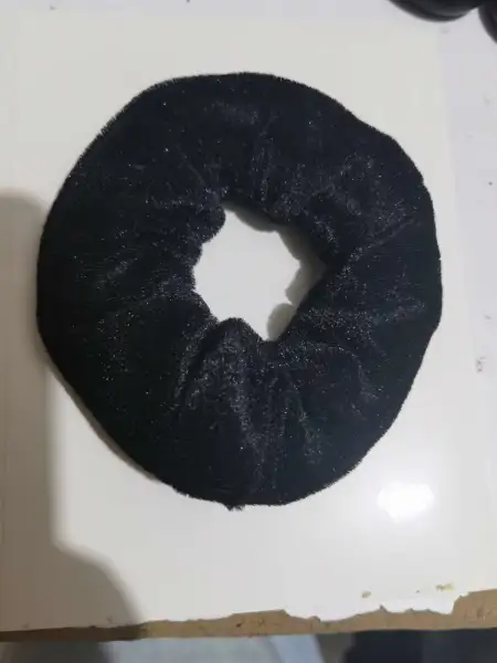 Medium black velvet ring Medium black velvet ring